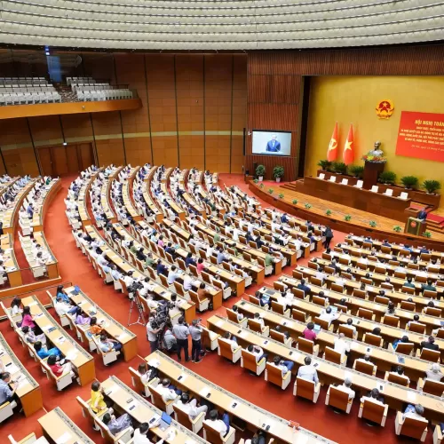 Đảng bộ Công ty Thuốc lá Sài Gòn tham dự trực tuyến Hội nghị toàn quốc quán triệt, triển khai thực hiện Nghị quyết số 59-NQ/TW, 70-NQ/TW, 71-NQ/TW VÀ 72-NQ/TW